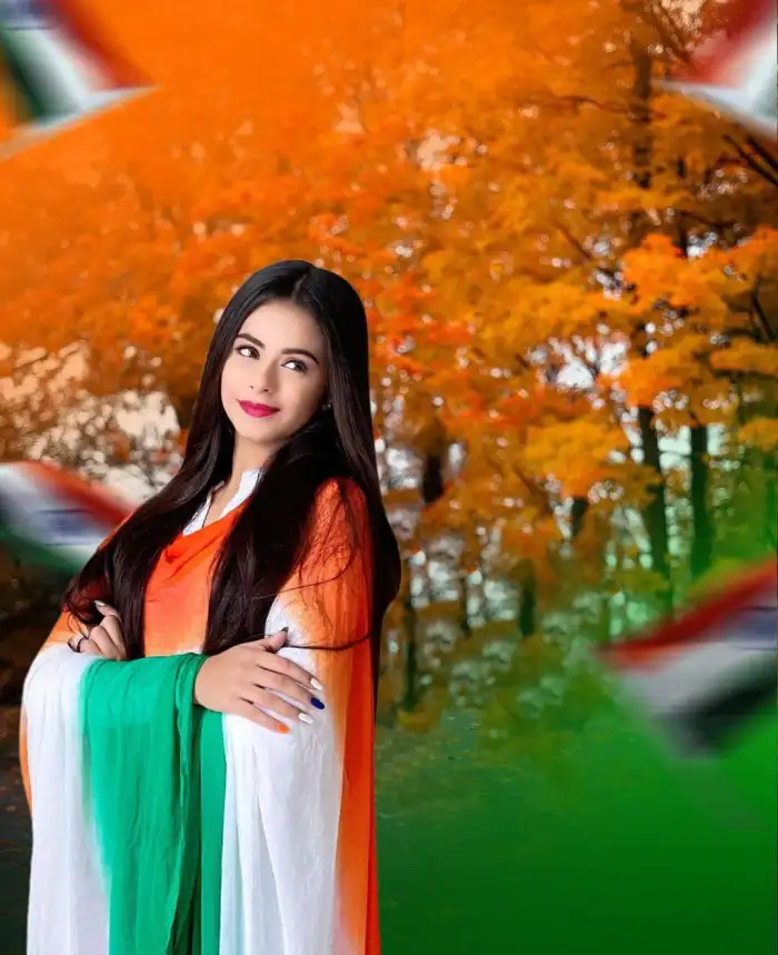 India girl orange sari hi-res stock photography and images - Alamy