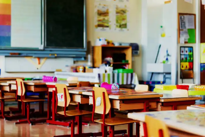 🔥 Classroom With Desks And Chairs Background HD Images | CBEditz