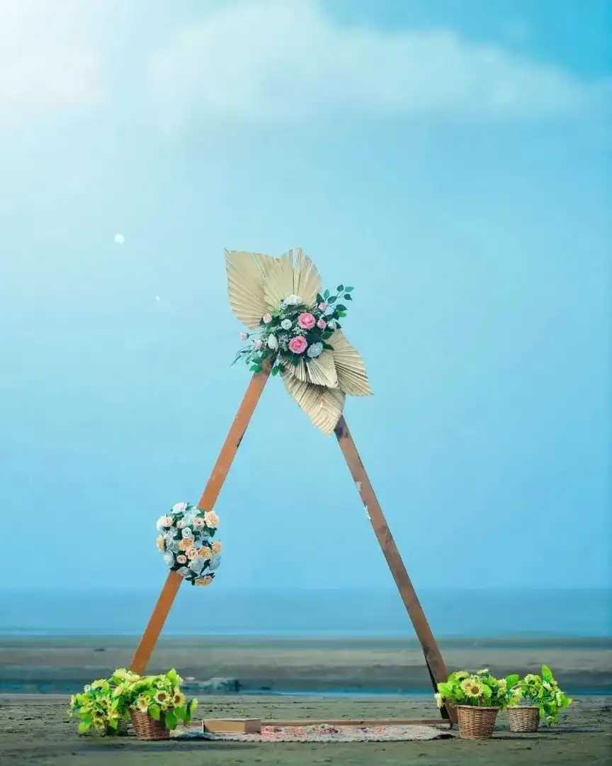 New Photo Editing Flower Arrangement On A Beach Background
